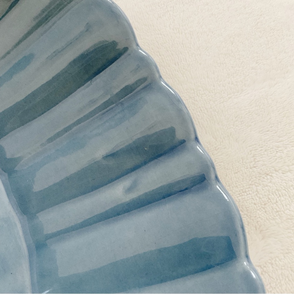 Vintage Blue Glazed Ceramic Centerpiece Bowl Leaf Handle MCM Console Bowl - Picture 10 of 16